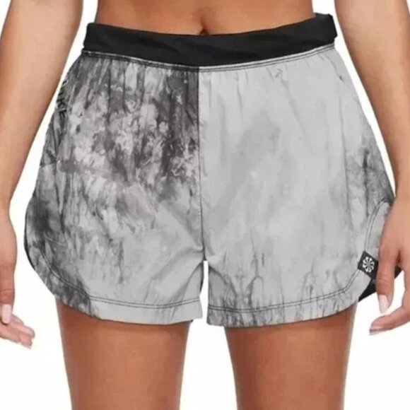 NWT Nike Women's Trail Running Shorts Sz XS Repel Gray Tie Dye Zipper Pockets - Picture 1 of 16